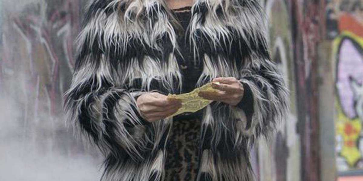 How to Style Women Fur Coats
