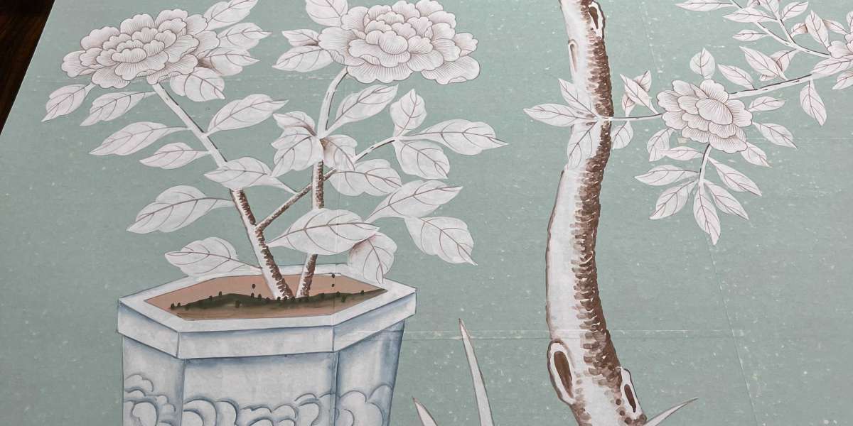 Is hand-painted silk wallpaper easy to break