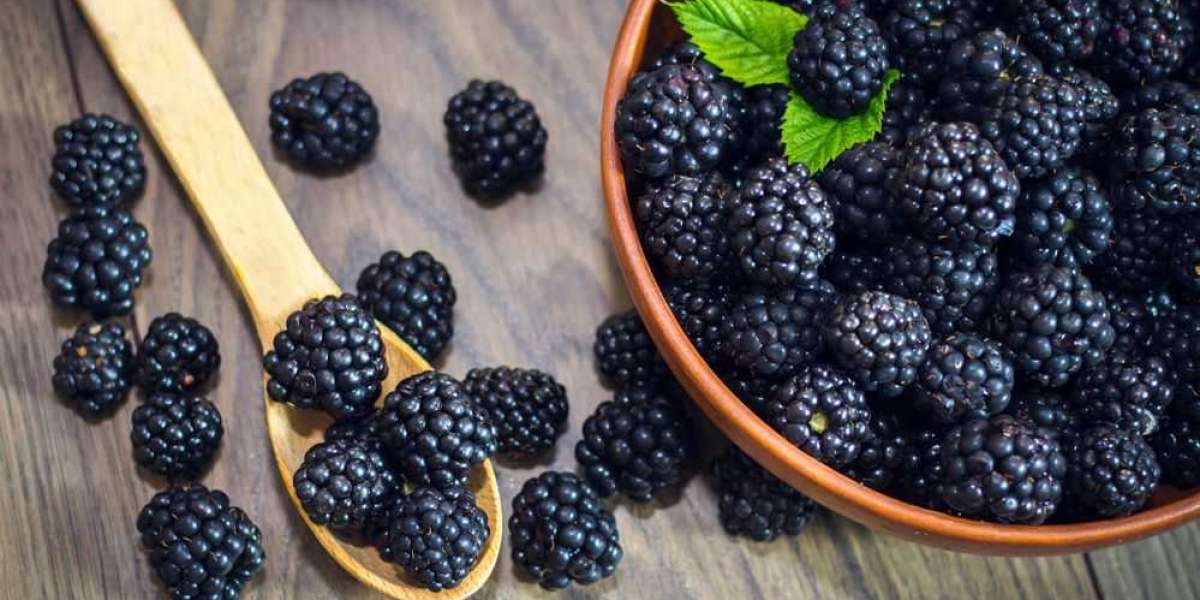 Why Are Blackberries Good For Men's Health?